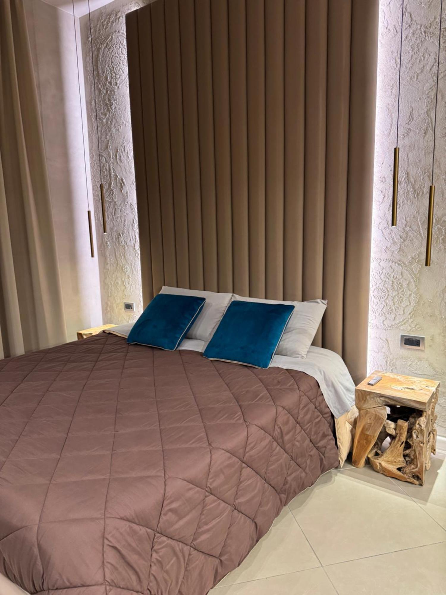 Tropicana Room 卡塞塔 外观 照片