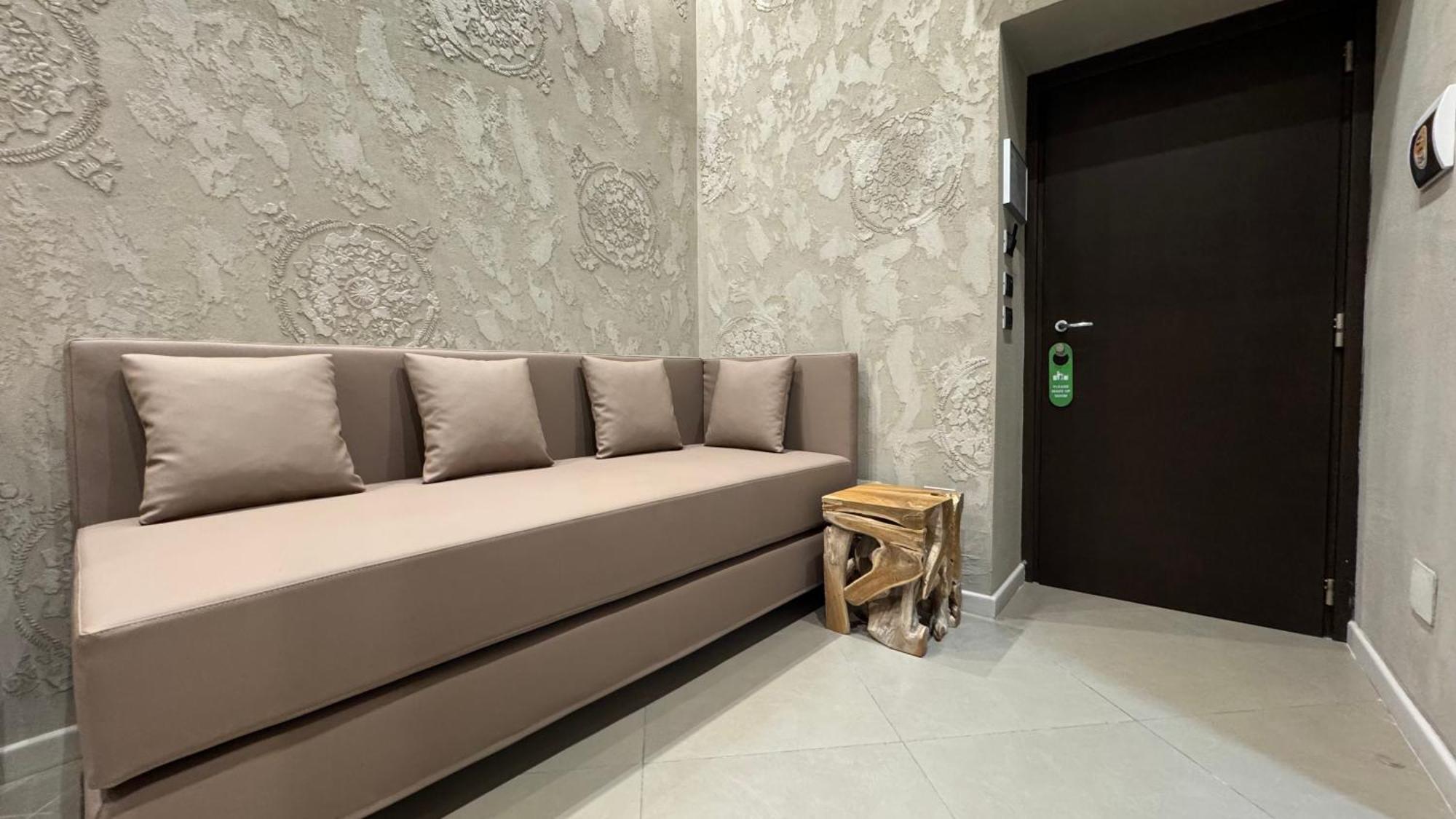 Tropicana Room 卡塞塔 外观 照片