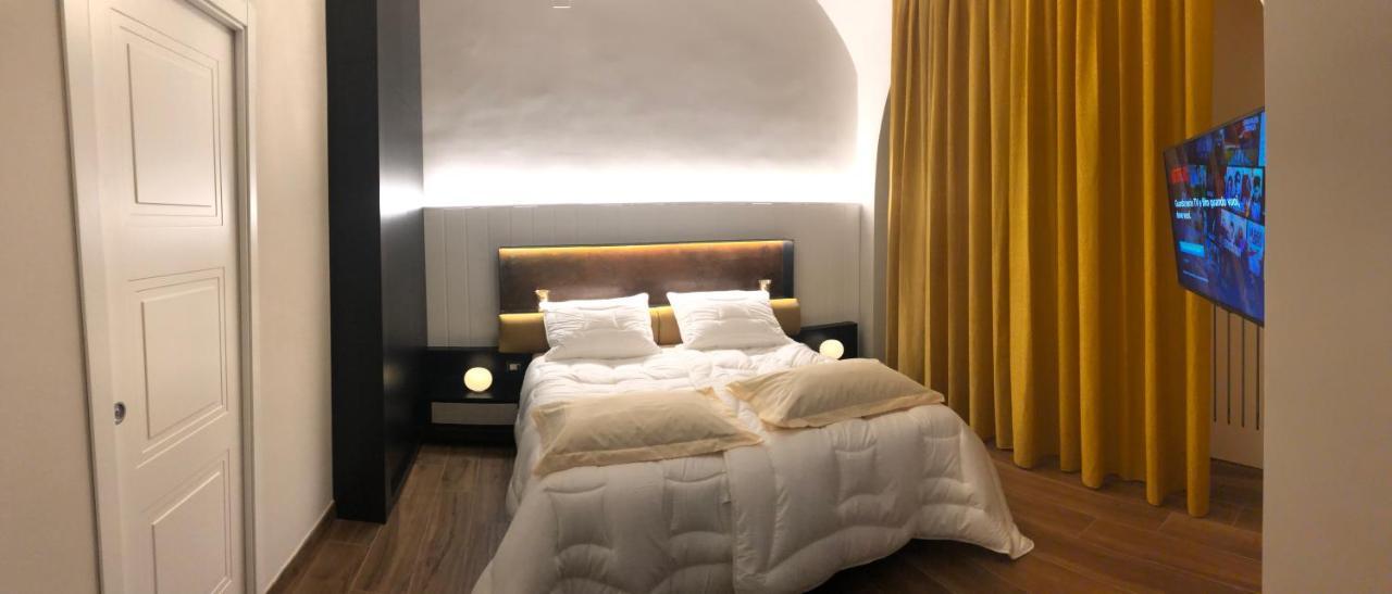 Tropicana Room 卡塞塔 外观 照片